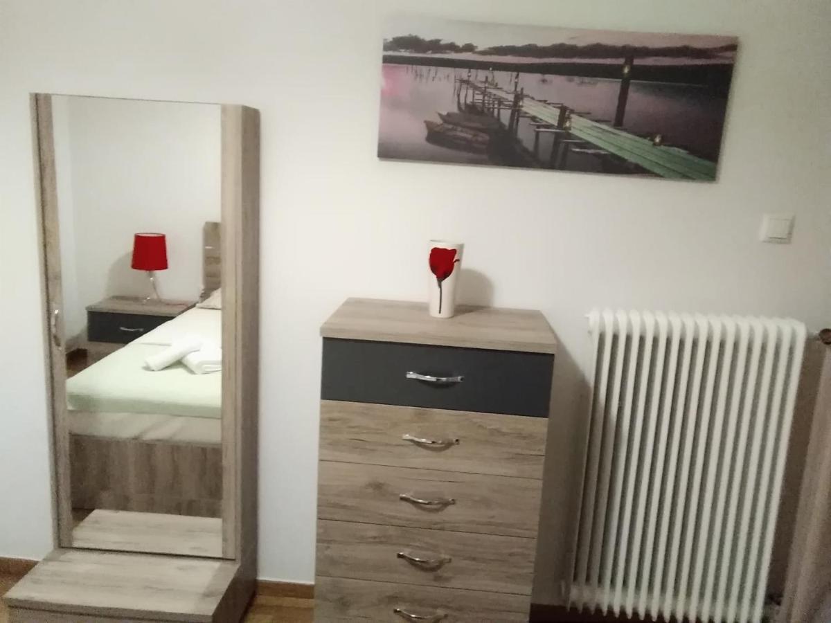 Dora'S Apartment Афины Экстерьер фото